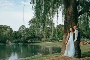 Idaly and Alex love story photography by Fountains of Rome