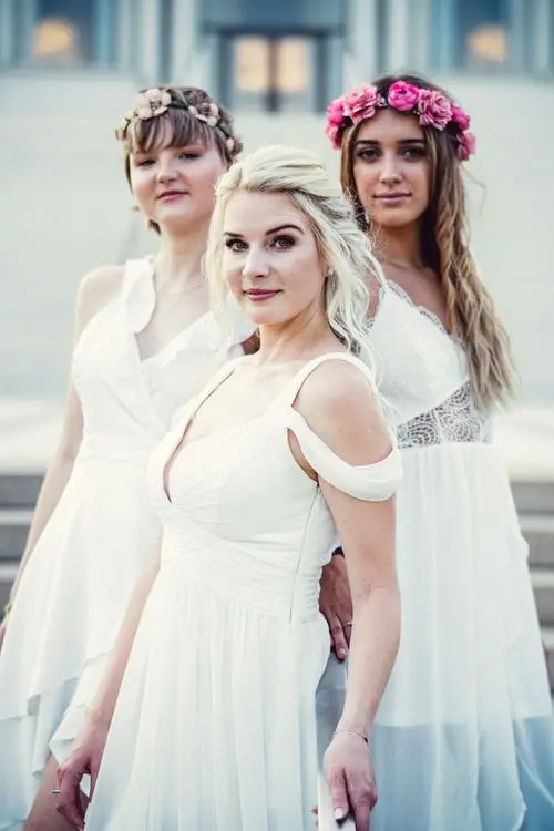Editorial wedding photography by Chicago wedding photographer Fountains of Rome