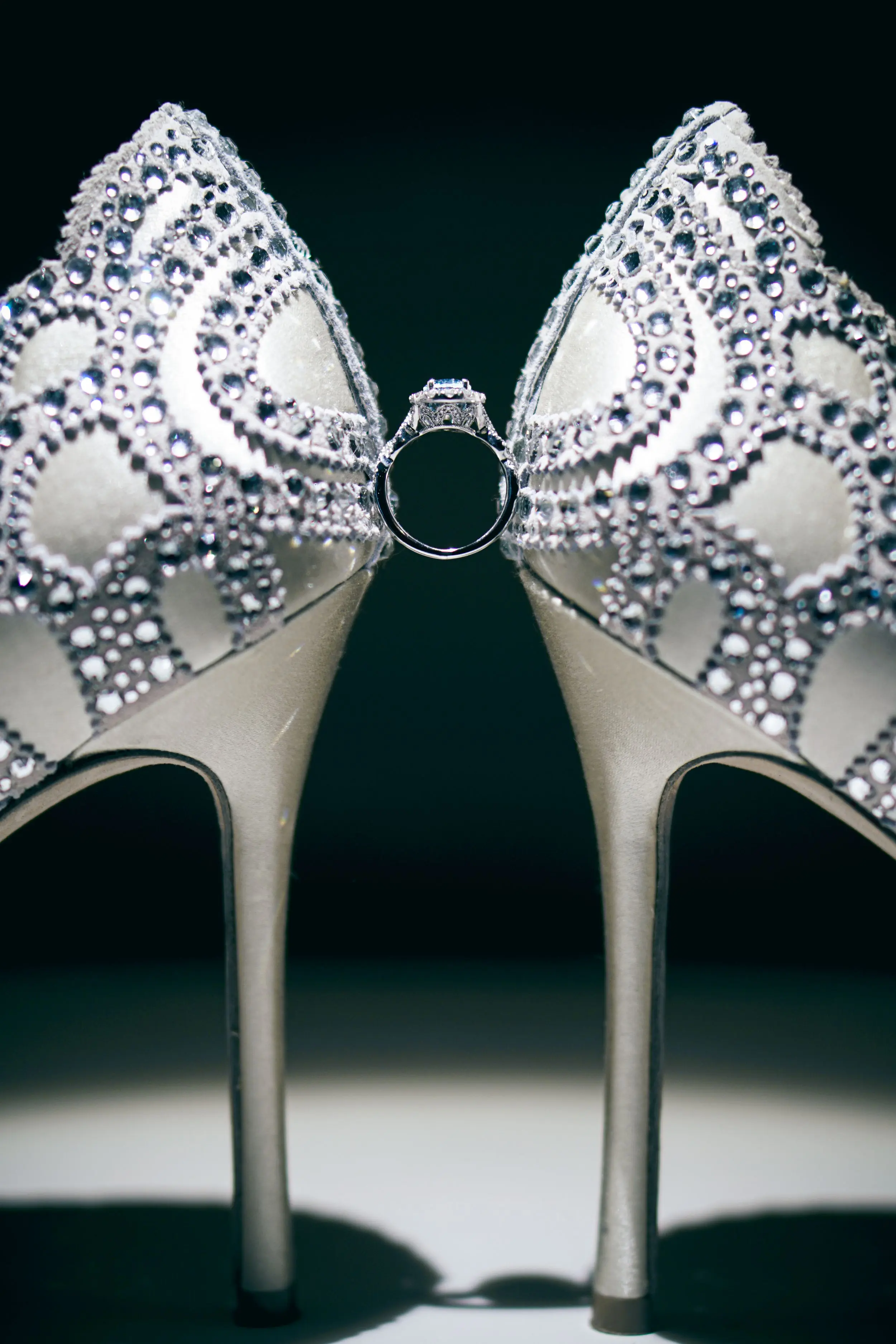 Editorial wedding photography by Chicago wedding photographer Fountains of Rome