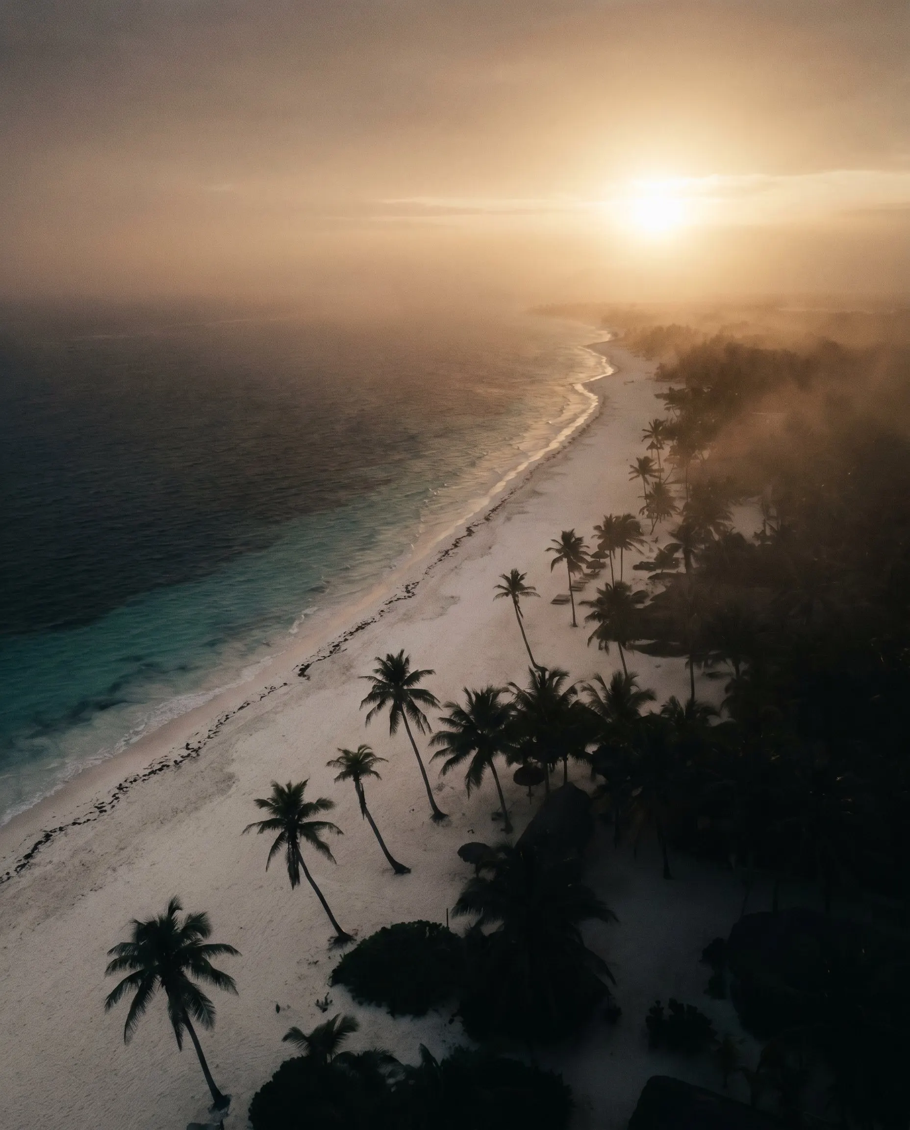 Golden-hour location impression of Mexico